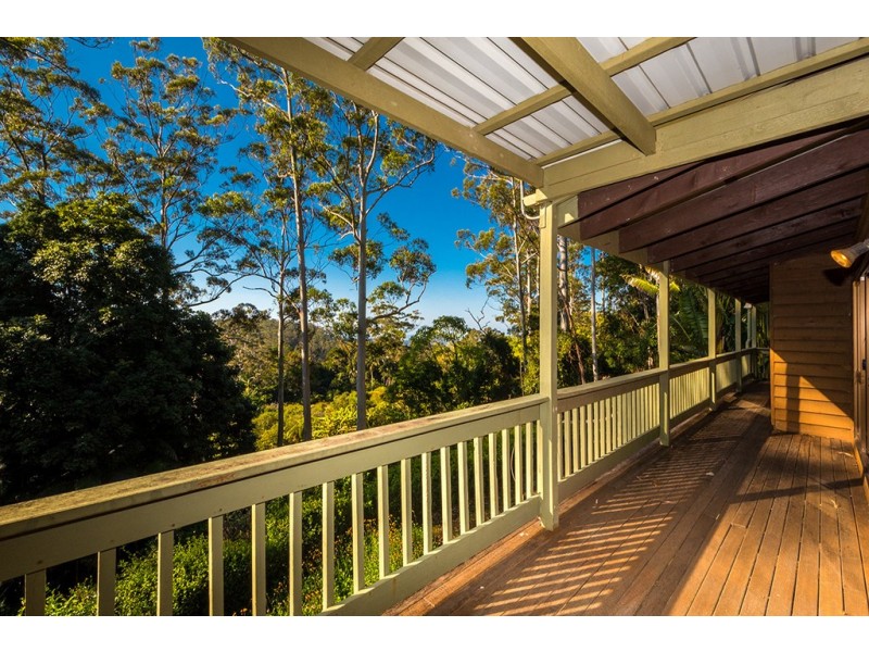 19 Katoomba Crescent, Tamborine Mountain QLD 4272