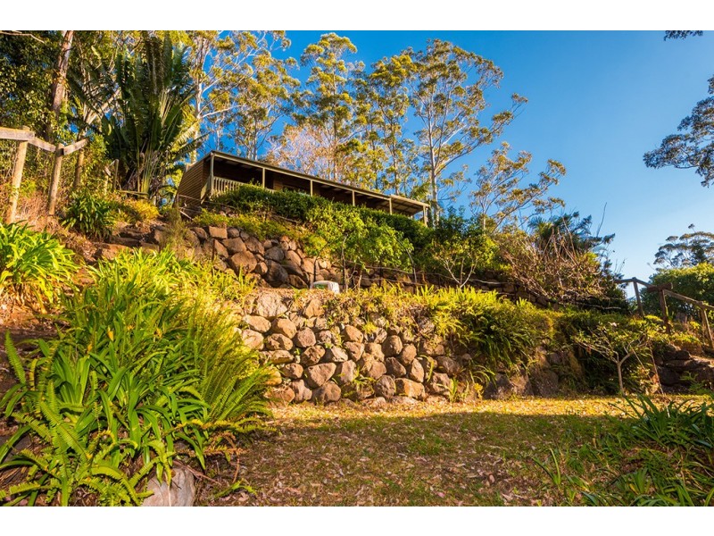 19 Katoomba Crescent, Tamborine Mountain QLD 4272