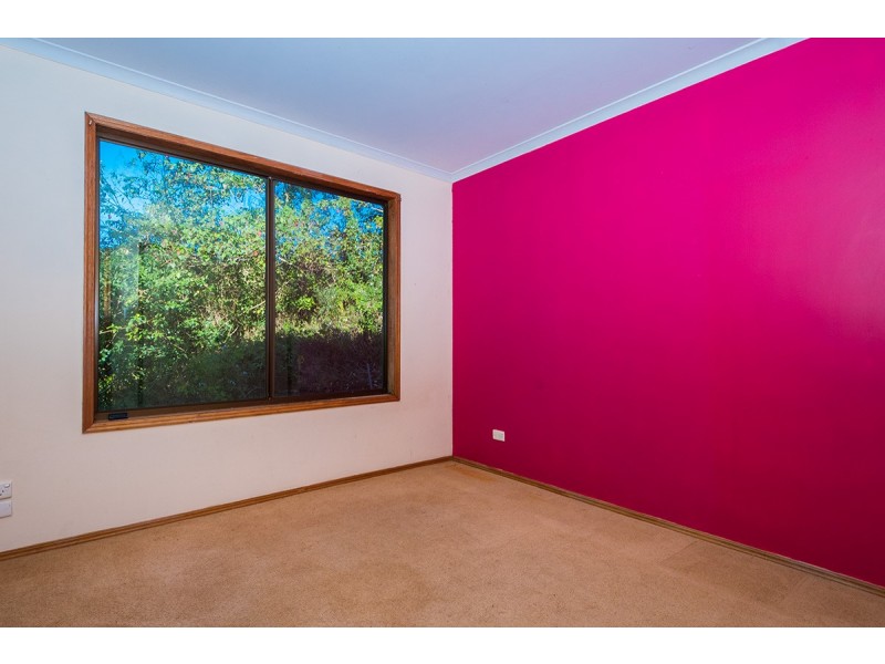 19 Katoomba Crescent, Tamborine Mountain QLD 4272