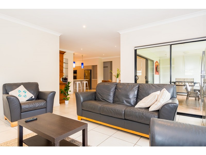 7 Beacon Road, Tamborine Mountain QLD 4272