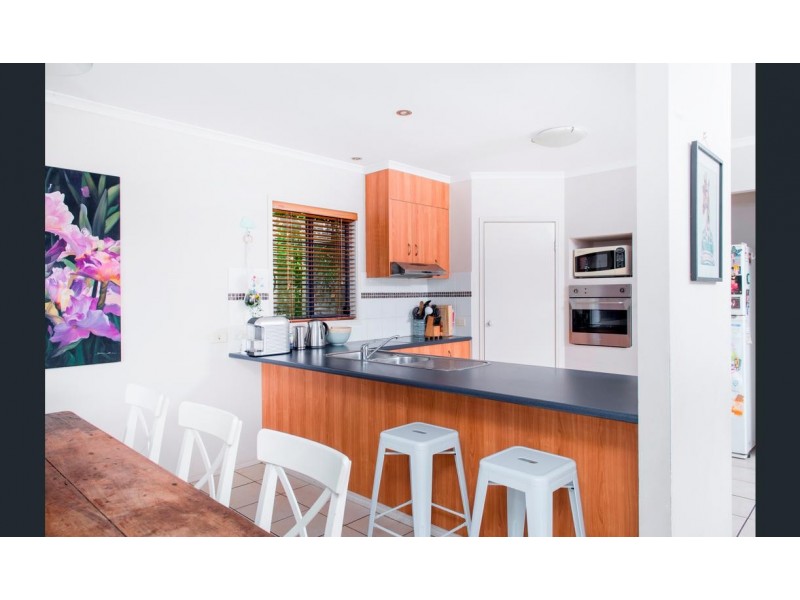 300 Main Western Road, Tamborine Mountain QLD 4272