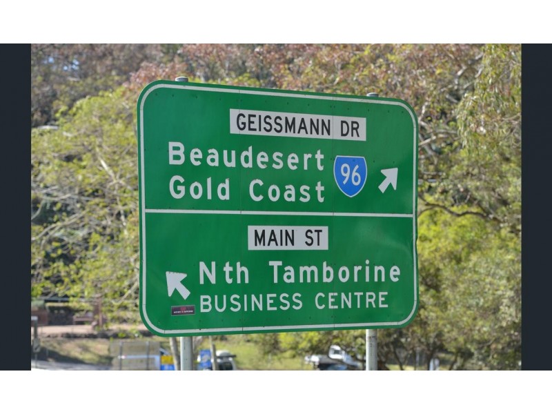 300 Main Western Road, Tamborine Mountain QLD 4272