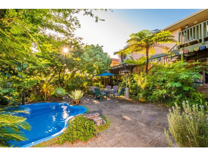 8 Harran Street, Southport QLD 4215