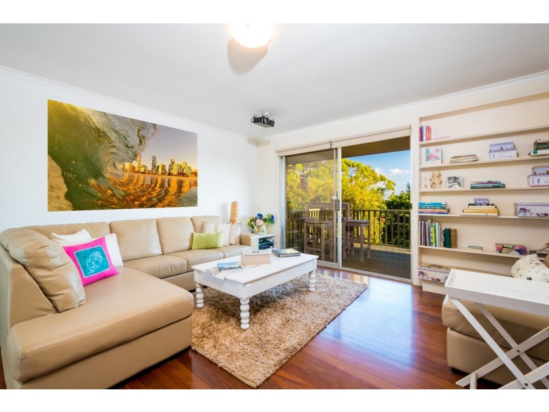 8 Harran Street, Southport QLD 4215