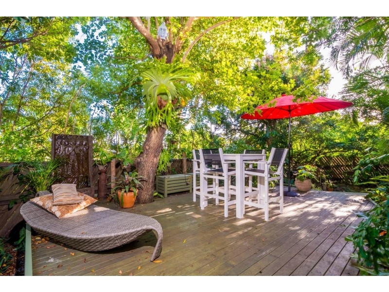 8 Harran Street, Southport QLD 4215