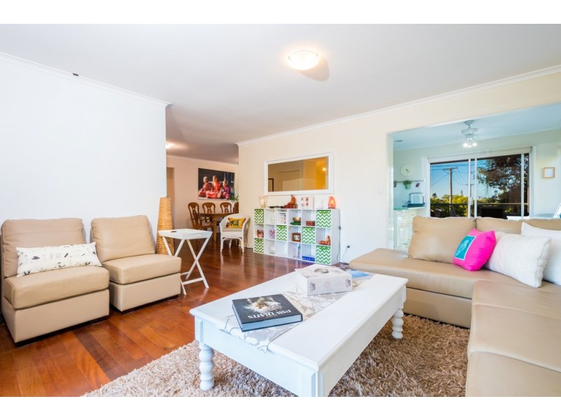 8 Harran Street, Southport QLD 4215