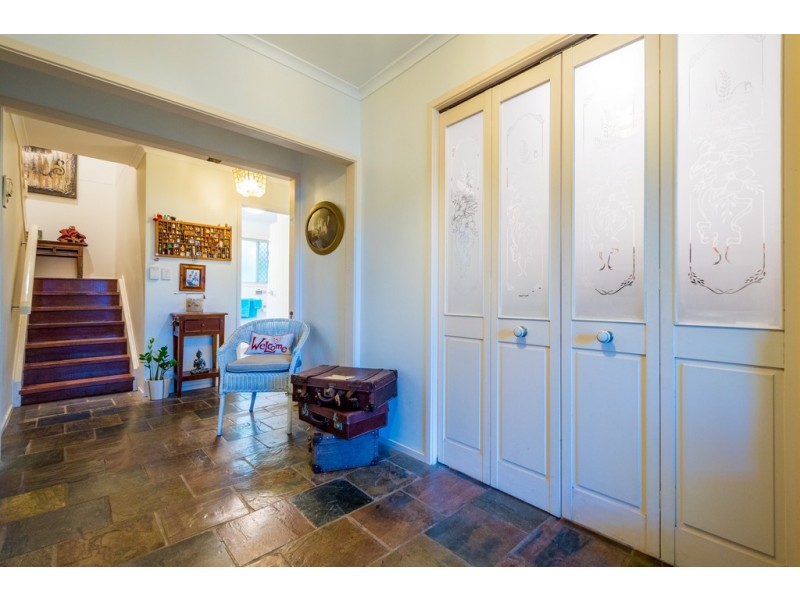 8 Harran Street, Southport QLD 4215