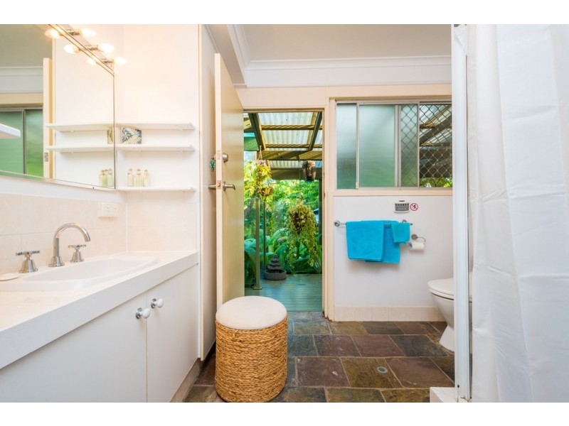 8 Harran Street, Southport QLD 4215