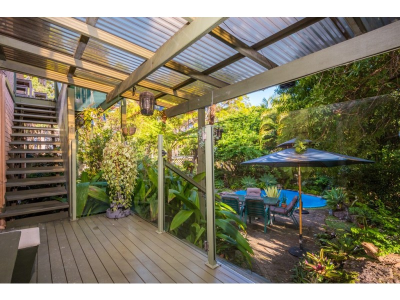 8 Harran Street, Southport QLD 4215