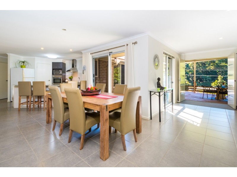 31 Long Road, Tamborine Mountain QLD 4272