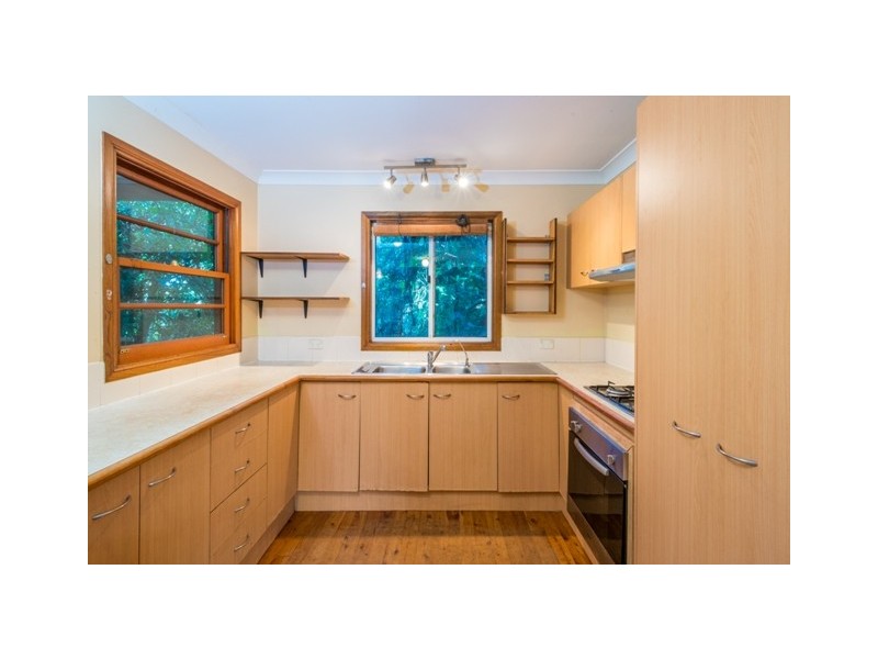 9 Long Road, Tamborine Mountain QLD 4272