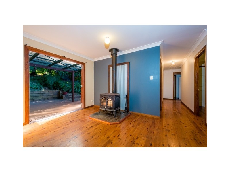 9 Long Road, Tamborine Mountain QLD 4272