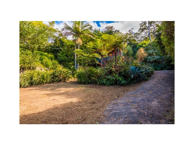 9 Long Road, Tamborine Mountain QLD 4272