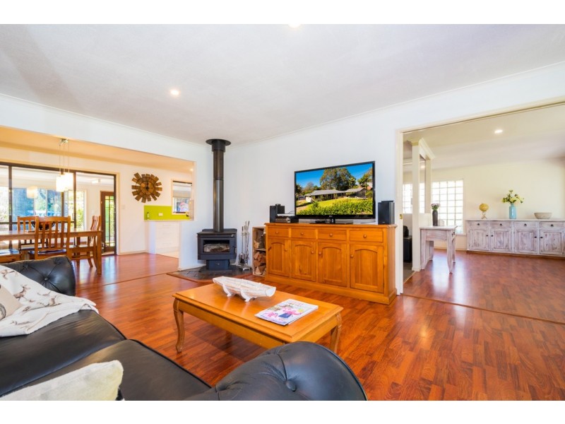 9 to 11 Arenga, Tamborine Mountain QLD 4272