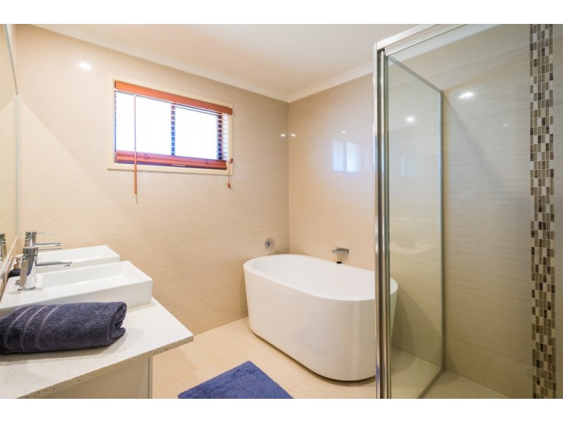 9 to 11 Arenga, Tamborine Mountain QLD 4272