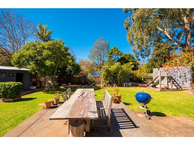 9 to 11 Arenga, Tamborine Mountain QLD 4272