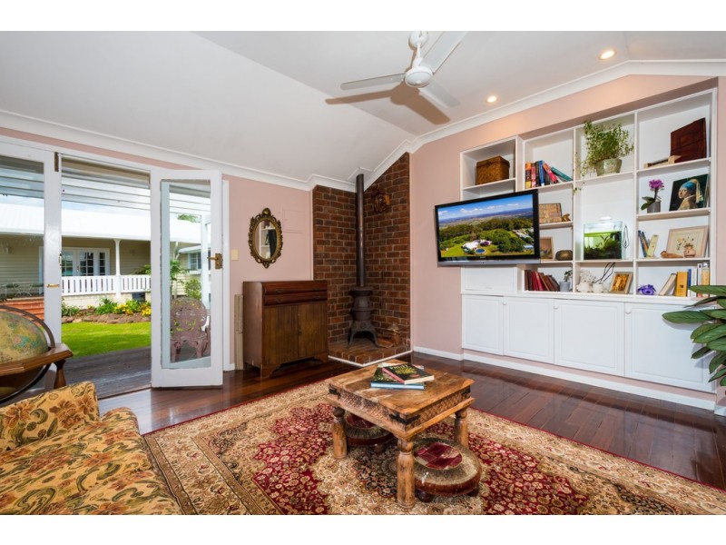 332 Main Western Road, Tamborine Mountain QLD 4272