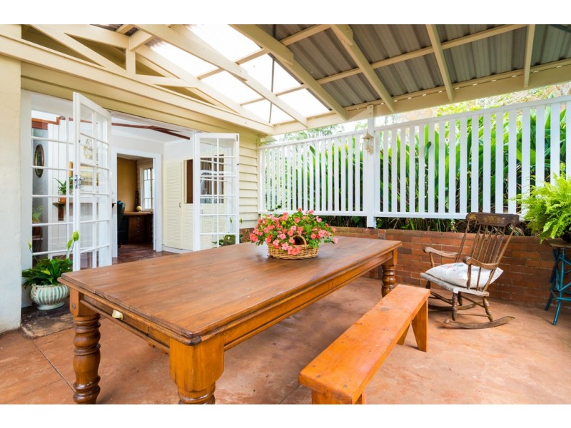 332 Main Western Road, Tamborine Mountain QLD 4272