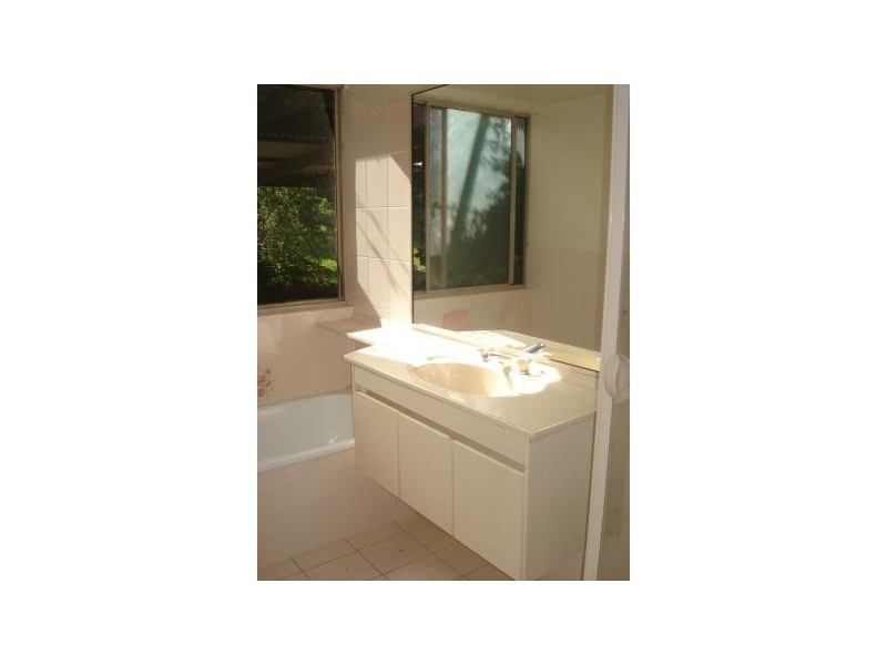 Eagle Heights QLD 4271