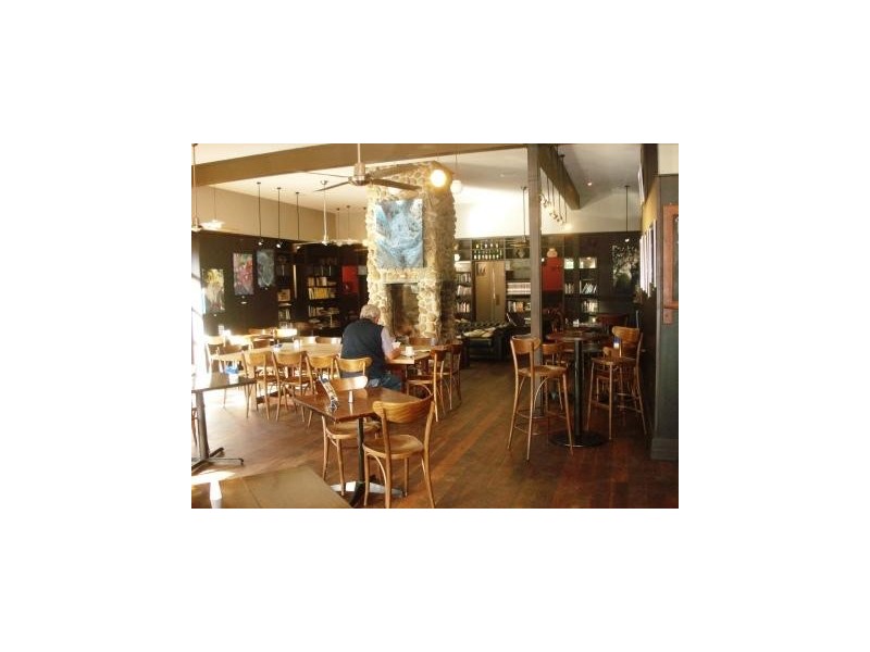 13  Main St, North Tamborine QLD 4272