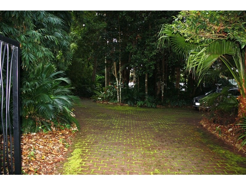 93 Beacon Rd, North Tamborine QLD 4272