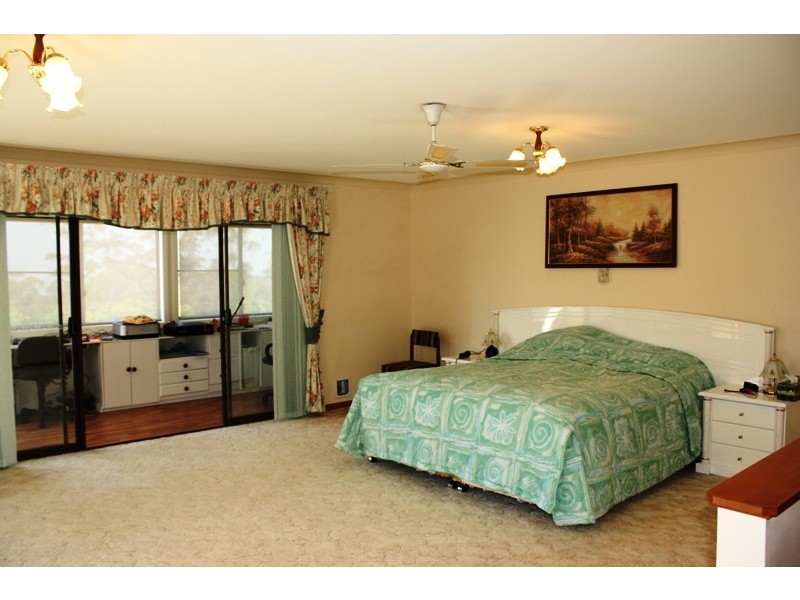 Eagle Heights QLD 4271