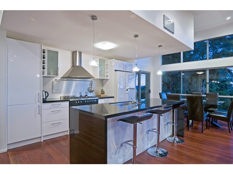 178 Beacon Rd, Tamborine Mountain QLD 4272