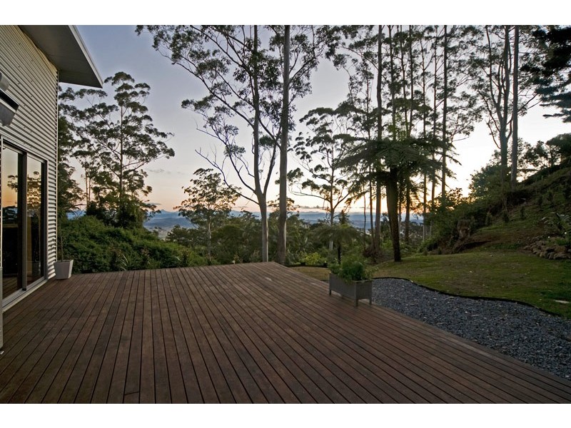 178 Beacon Rd, Tamborine Mountain QLD 4272