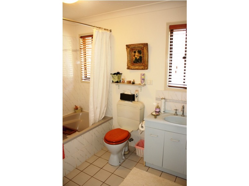 Eagle Heights QLD 4271