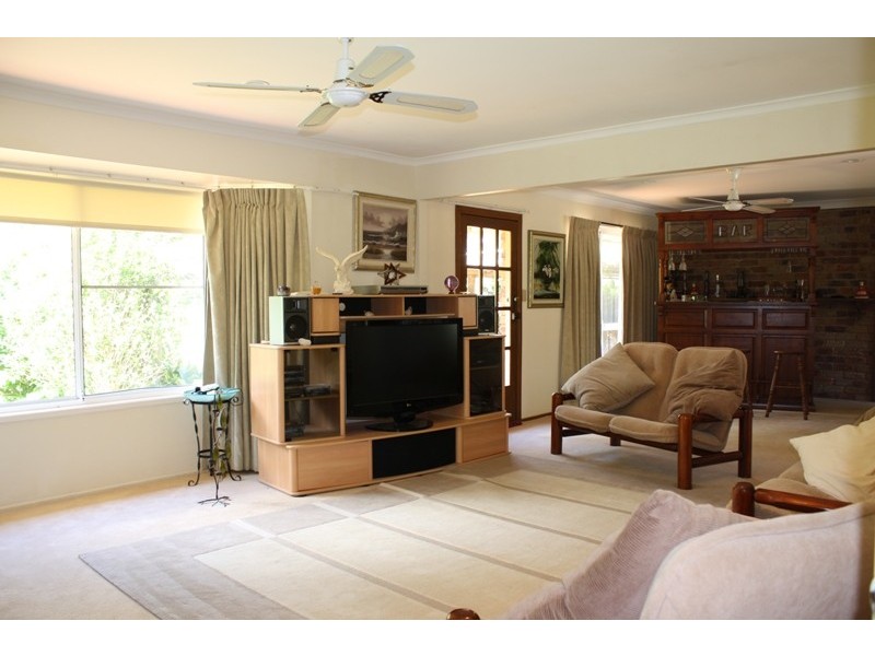 264 Long Rd, North Tamborine QLD 4272