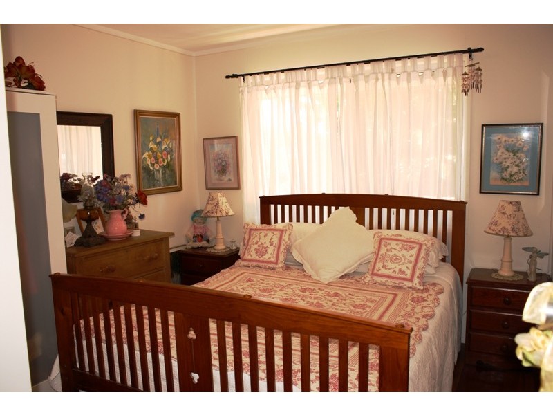 Eagle Heights QLD 4271