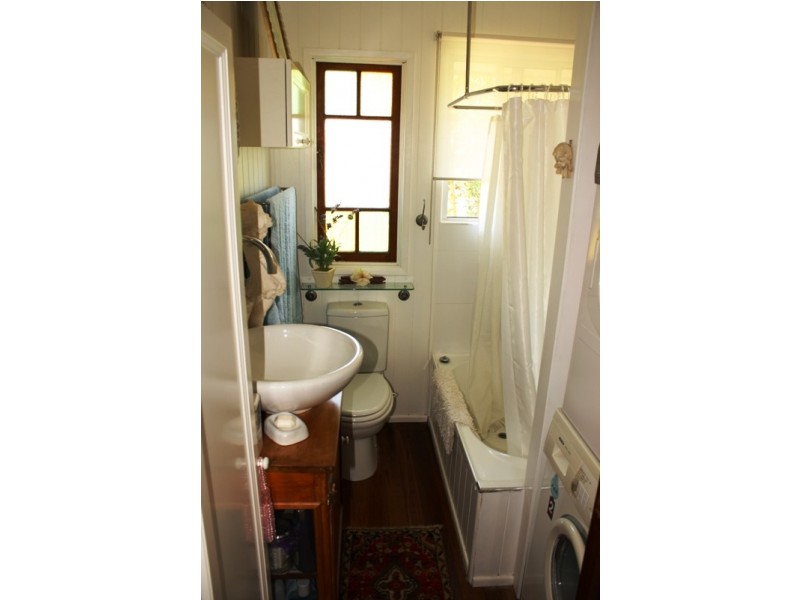 Eagle Heights QLD 4271