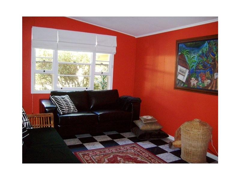 28 Central Avenue, Eagle Heights QLD 4271