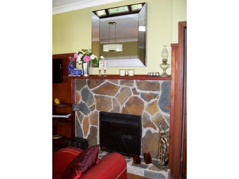 28 Central Avenue, Eagle Heights QLD 4271