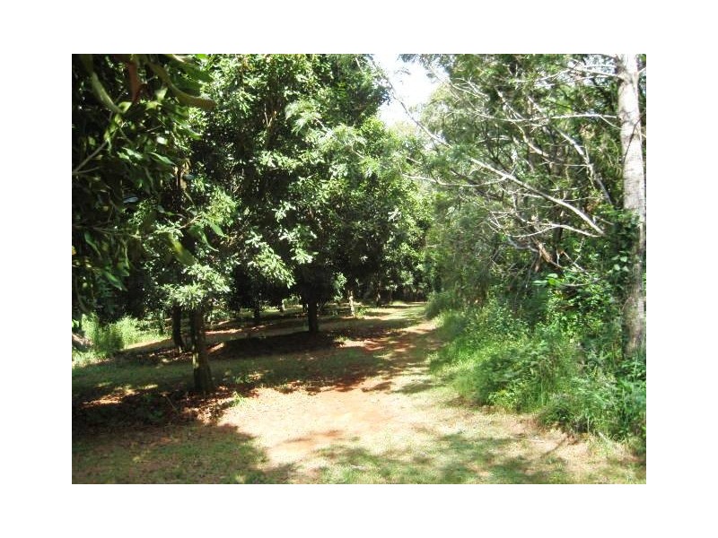 74 West Road, North Tamborine QLD 4272