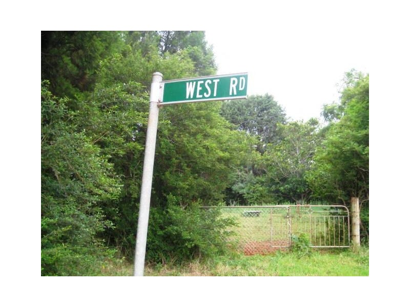 74 West Road, North Tamborine QLD 4272