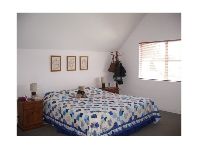 Eagle Heights QLD 4271