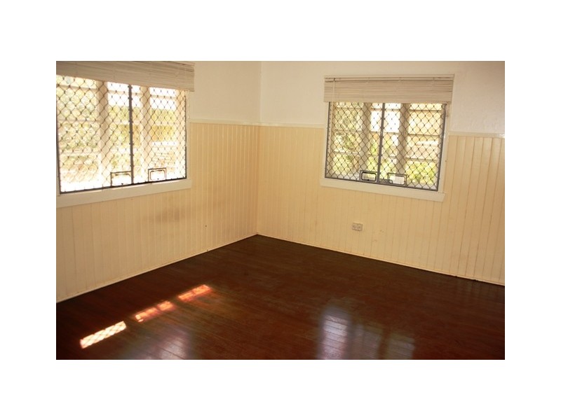 Eagle Heights QLD 4271