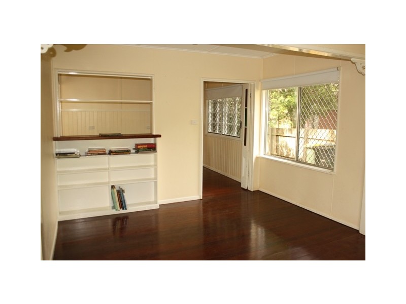 Eagle Heights QLD 4271