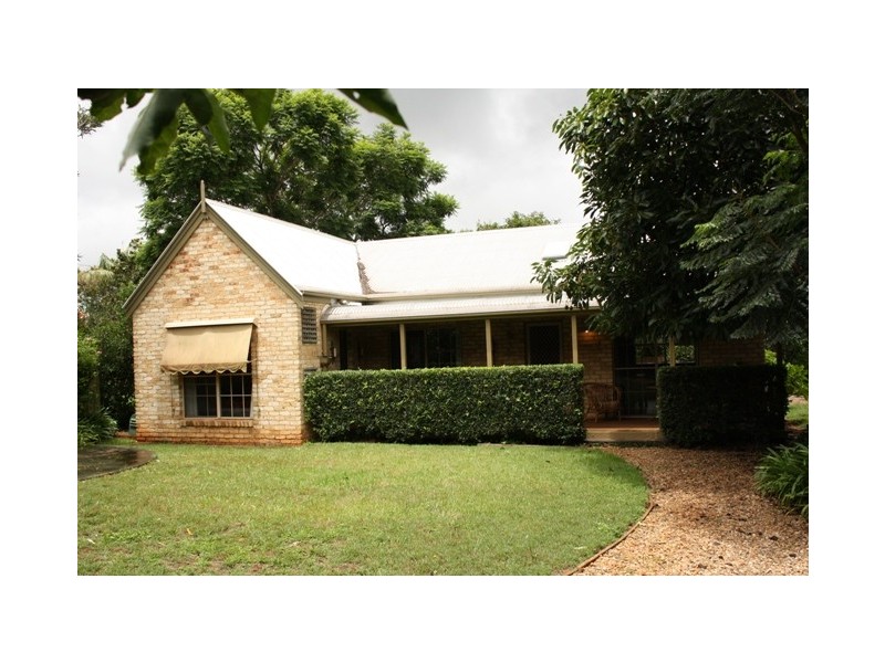 16 Griffith St, North Tamborine QLD 4272