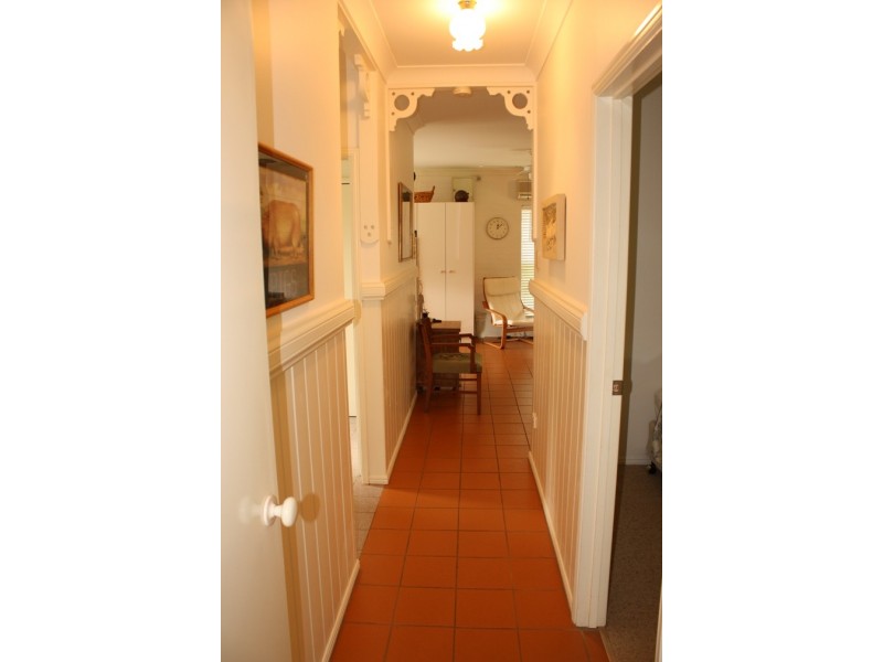 16 Griffith St, North Tamborine QLD 4272