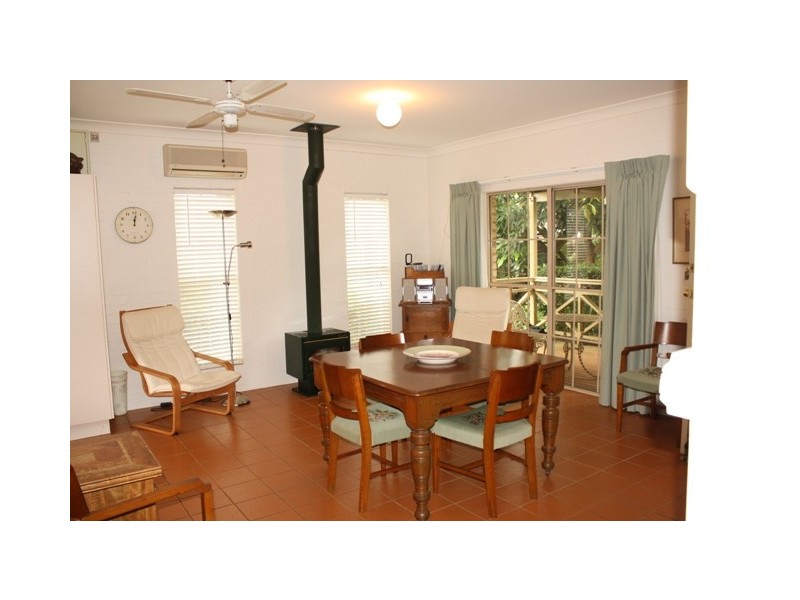 16 Griffith St, North Tamborine QLD 4272