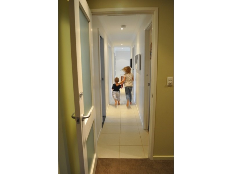 Eagle Heights QLD 4271