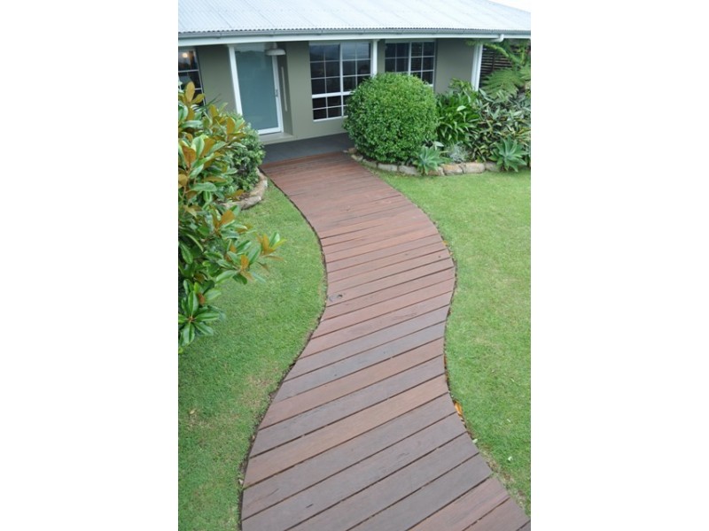 Eagle Heights QLD 4271