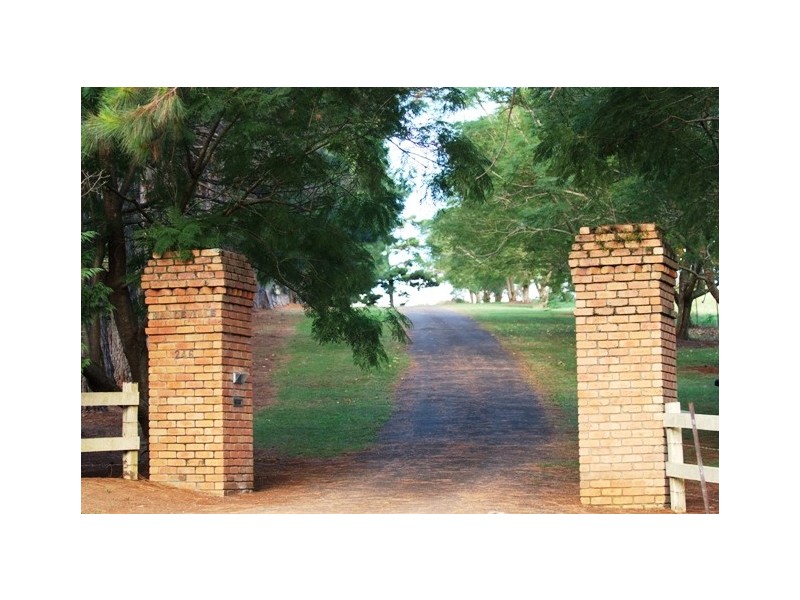 North Tamborine QLD 4272