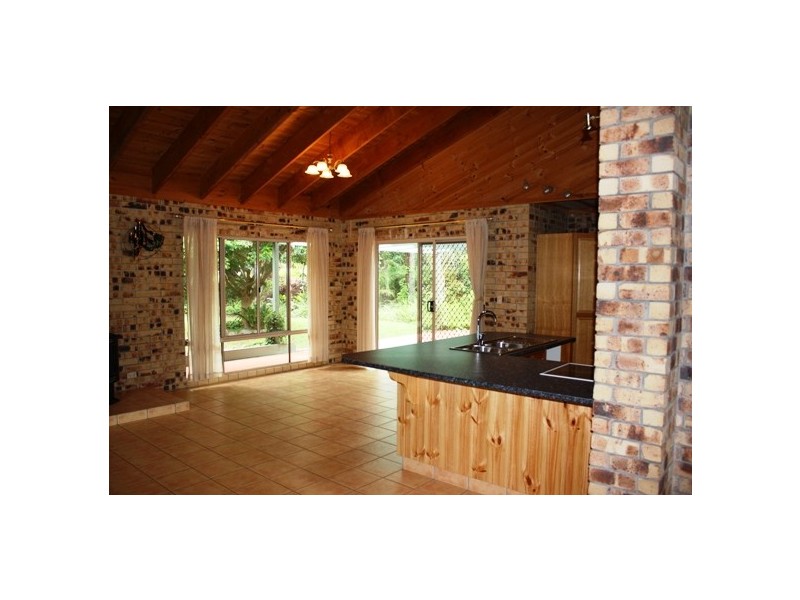 9-11 Winema Drive, Tamborine Mountain QLD 4272