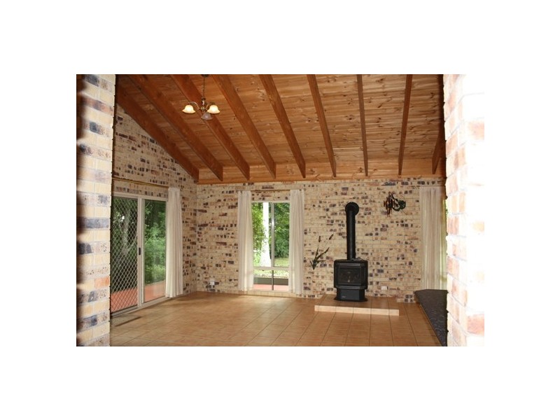 9-11 Winema Drive, Tamborine Mountain QLD 4272