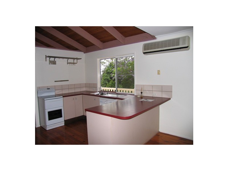 Eagle Heights QLD 4271