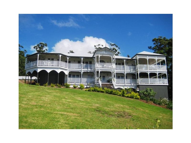 14 EAGLES RETREAT PLACE, Tamborine Mountain QLD 4272