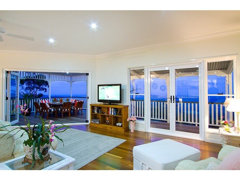 14 EAGLES RETREAT PLACE, Tamborine Mountain QLD 4272